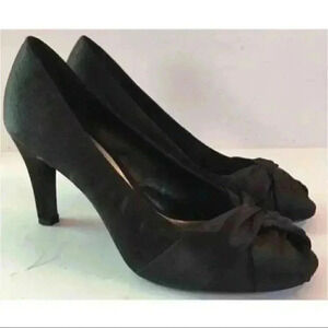 Mootsies Tootsies Heels 6.5 Moparablek Peep Toe